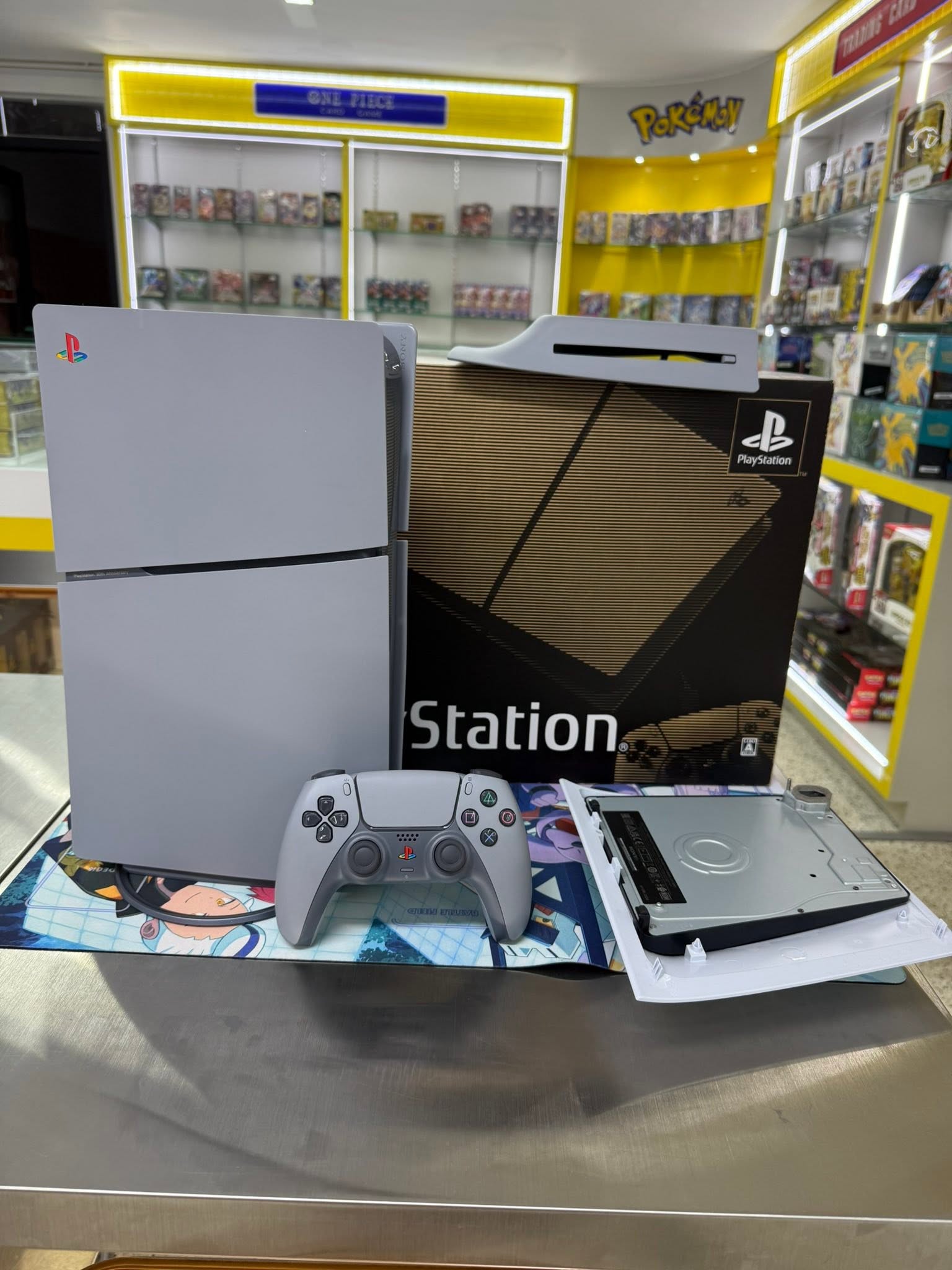 PS5 Slim Digital 30th Anniversary Edition + Disc Drive មួយទឹក (Pre-Owned)