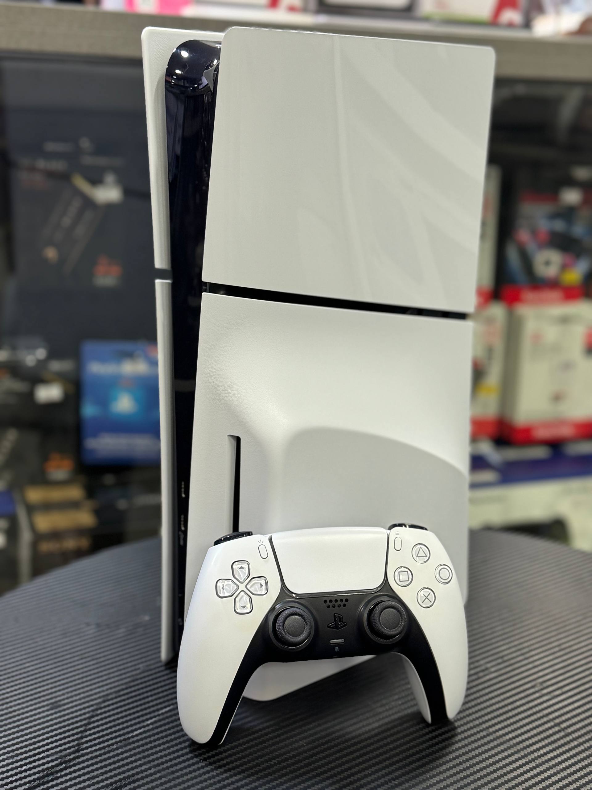 PlayStation 5 Slim Disc Drive Edition មួយទឹក (Pre-Owned)